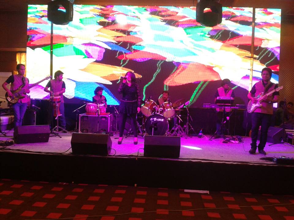 live bollywood singer amritsar